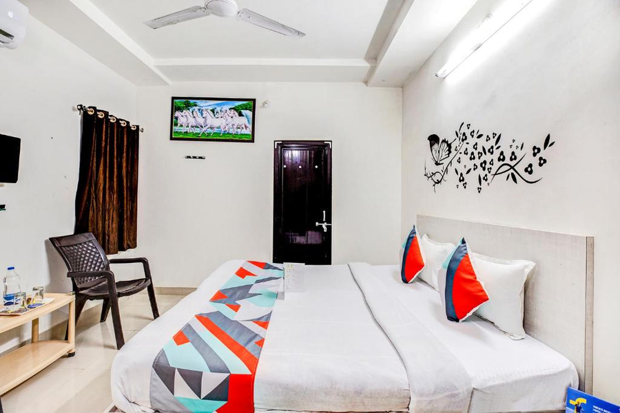 fabhotel himanshi