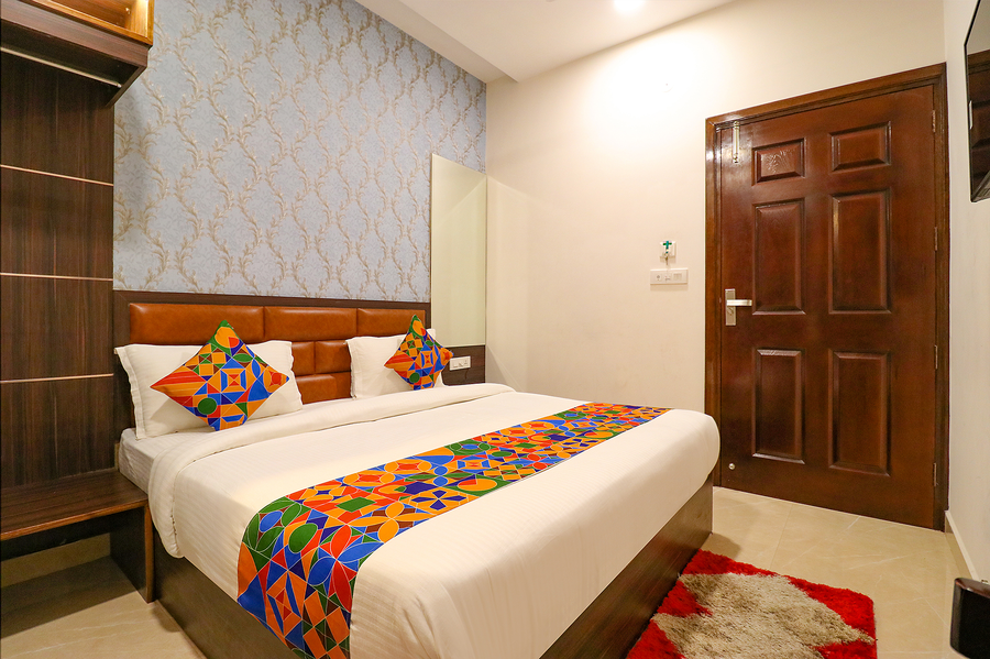 fabhotel california heights
