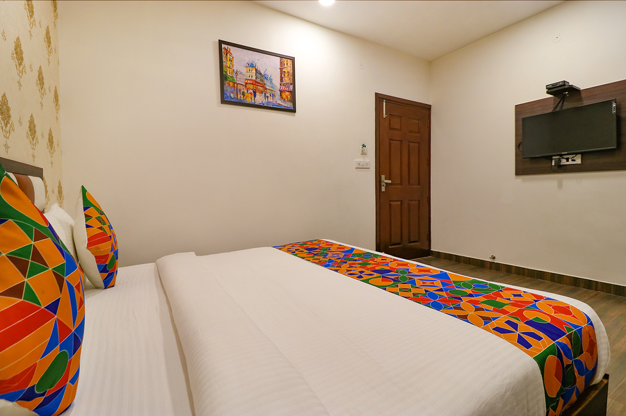 fabhotel california heights