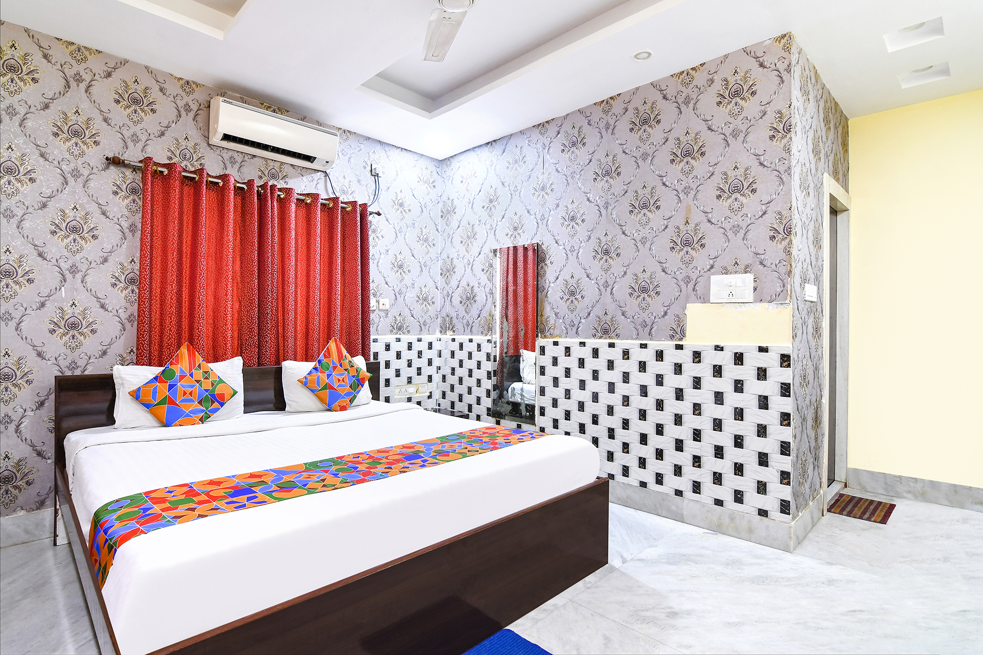 fabhotel saltlake palace