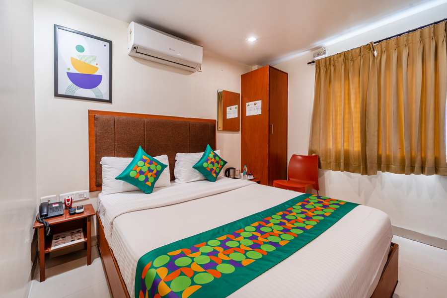 Treebo Sam Residency,Gandhipuram,3 star
