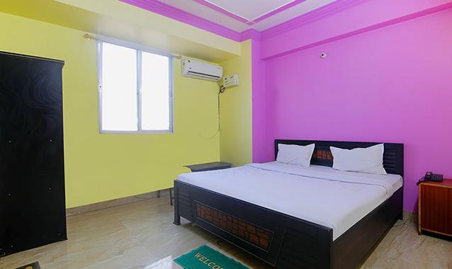 fabhotel royal palace