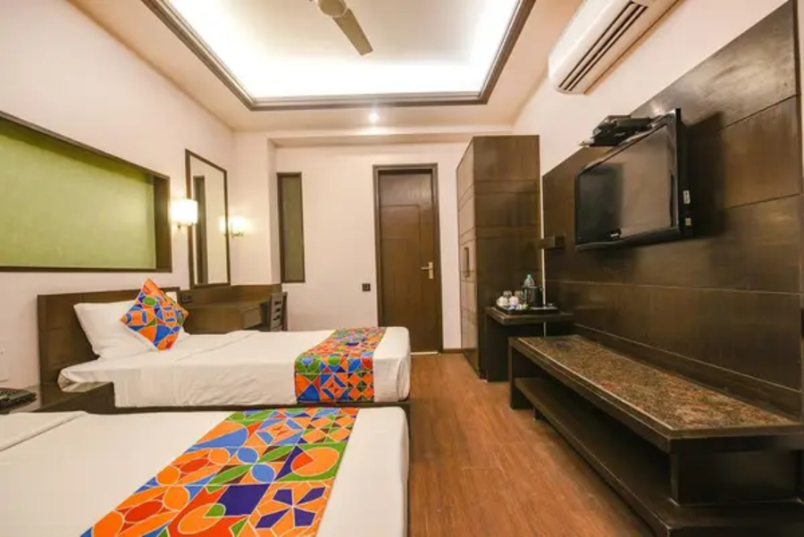 fabhotel aashraye