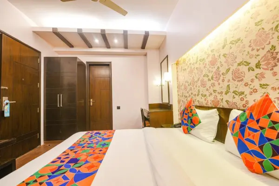 fabhotel aashraye
