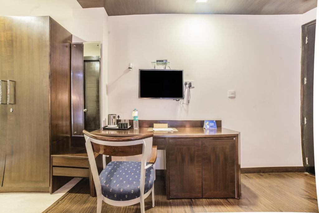 Fabhotel Galaxy Patel Nagar,PATEL NAGAR,3 star