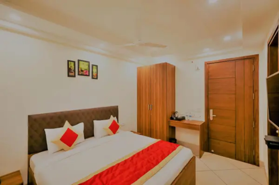 fabhotel la paz stay bandb