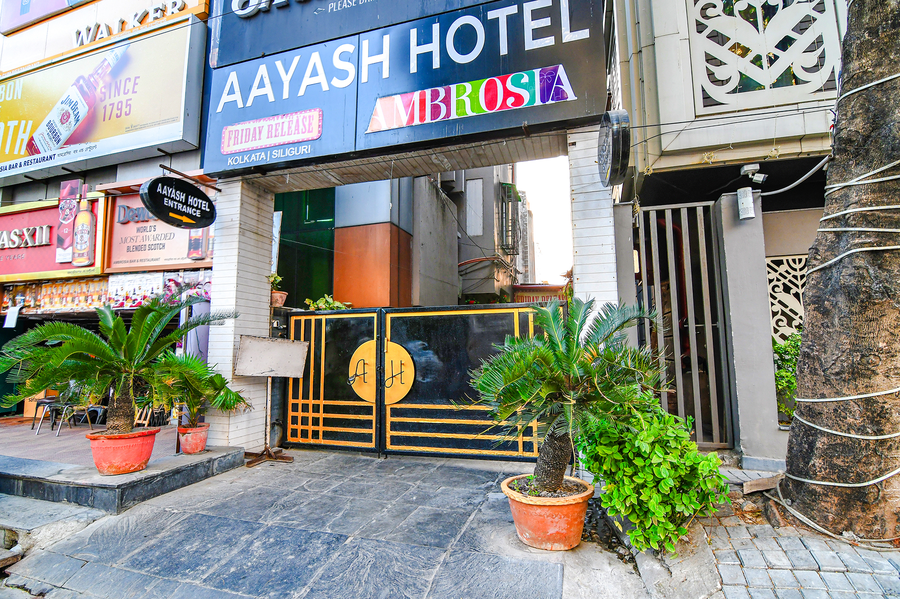 fabhotel aayash