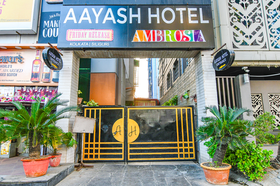 fabhotel aayash