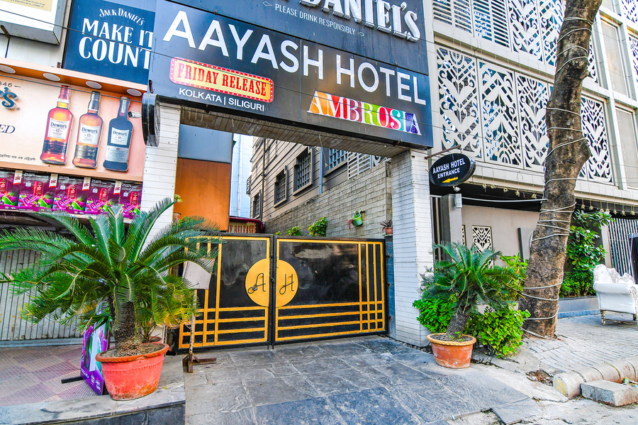 fabhotel aayash