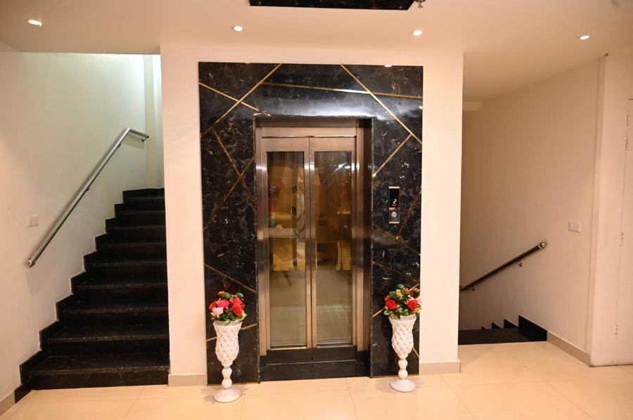 Hotel Diamond Villa,Near Golden Temple,3 star