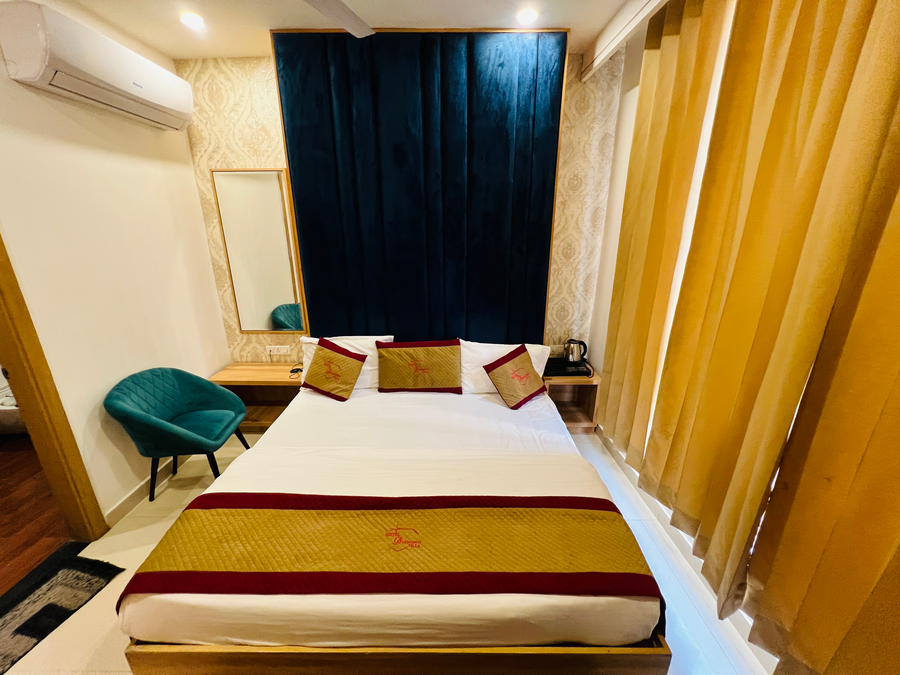 hotel diamond villa and banquet