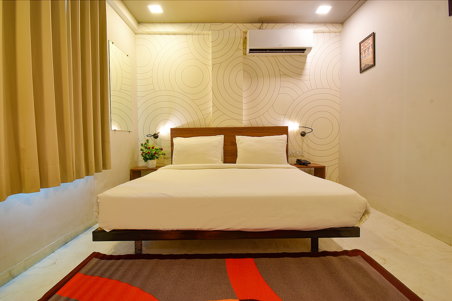 fabhotel manomay homes