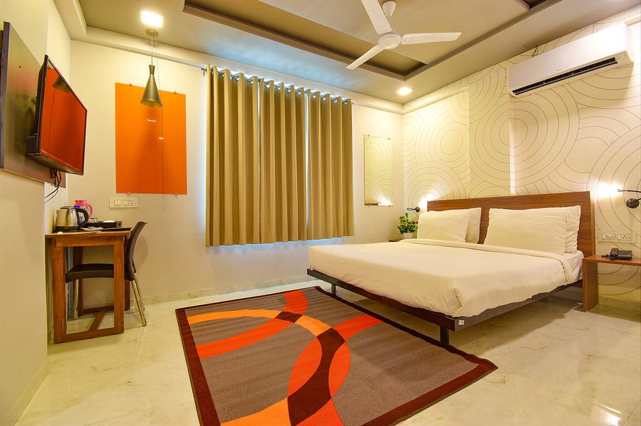 fabhotel manomay homes