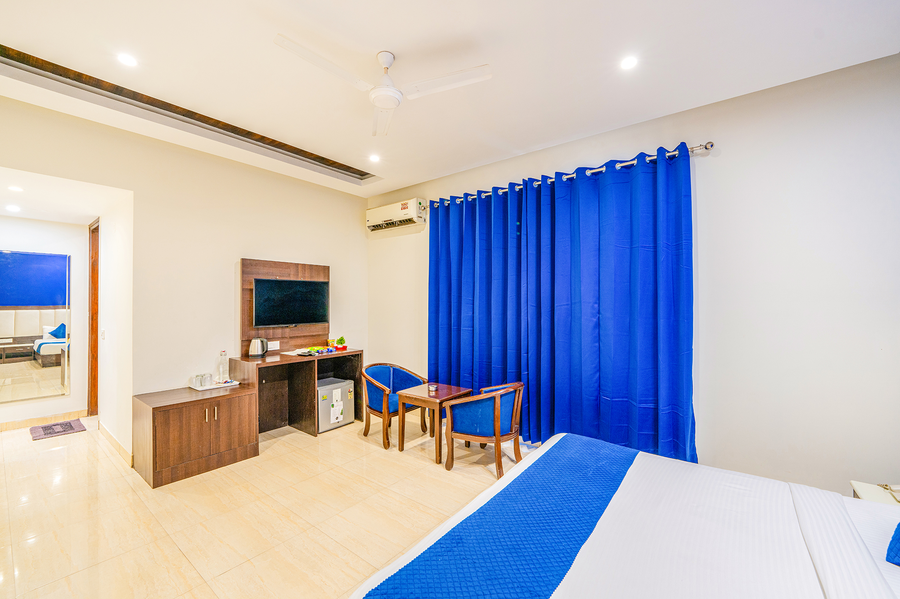 fabhotel oyster villa
