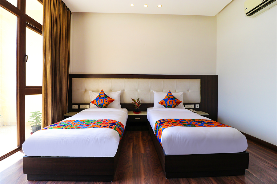 fabhotel oyster villa