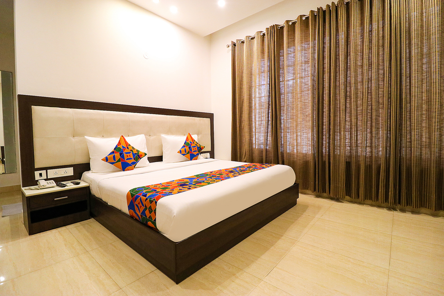 fabhotel oyster villa