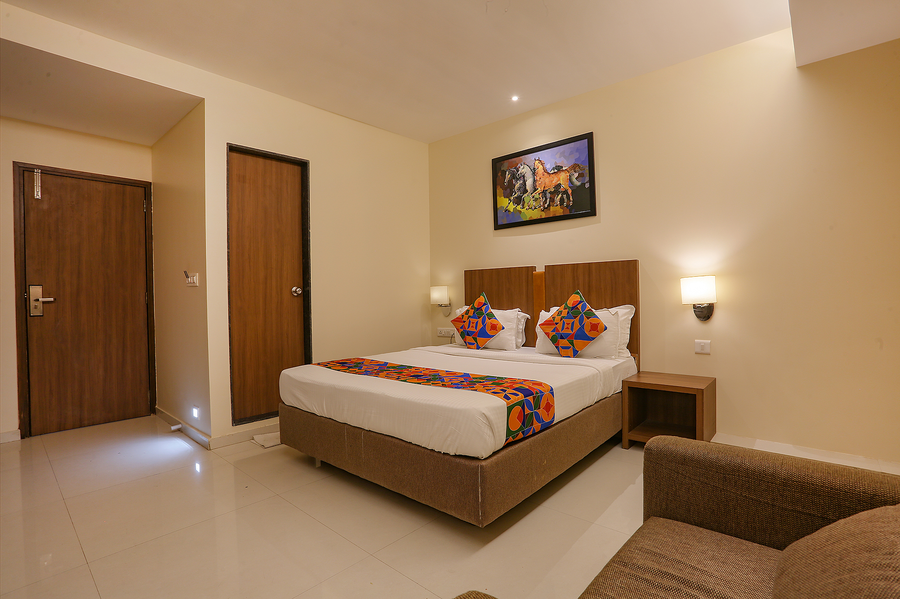fabhotel royal international