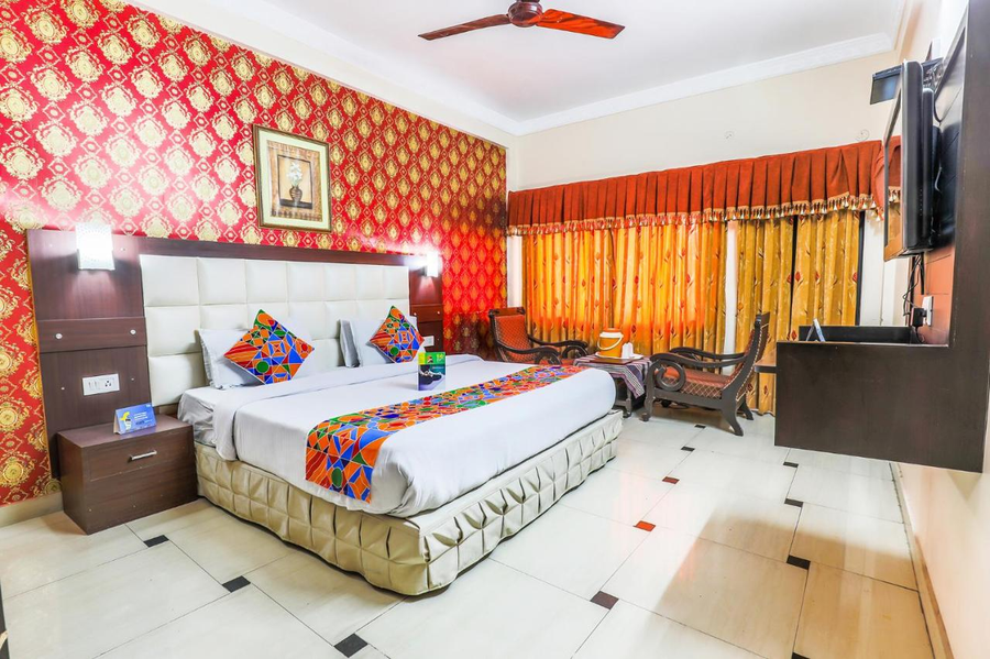 fabhotel pramila inn