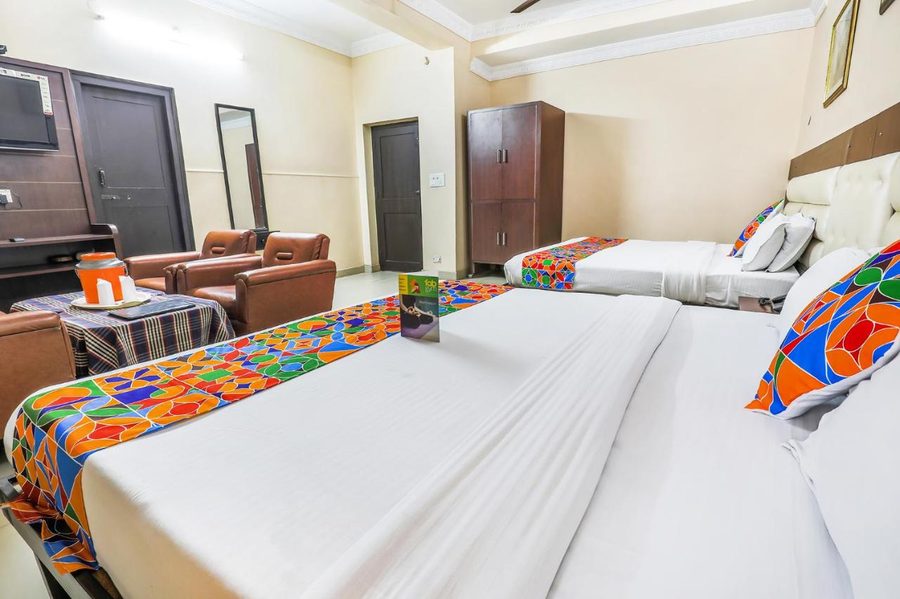 Fabhotel Pramila Inn,,3 star