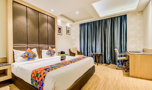 Fabhotel V Hotel Hazratganj,Hussainganj,3 star