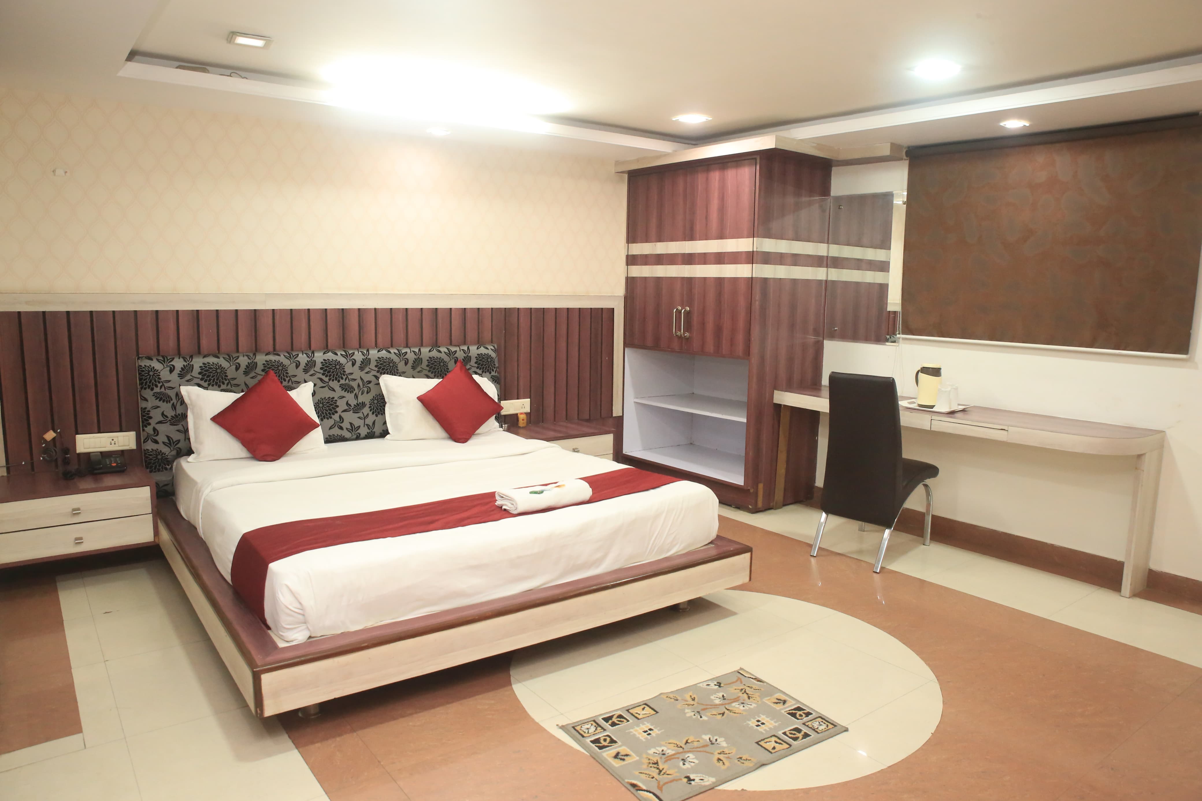 hotel avinash residency