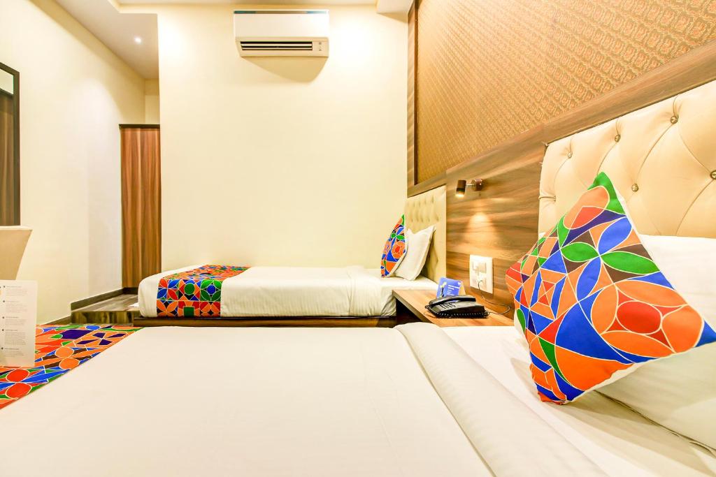 fabhotel axis international