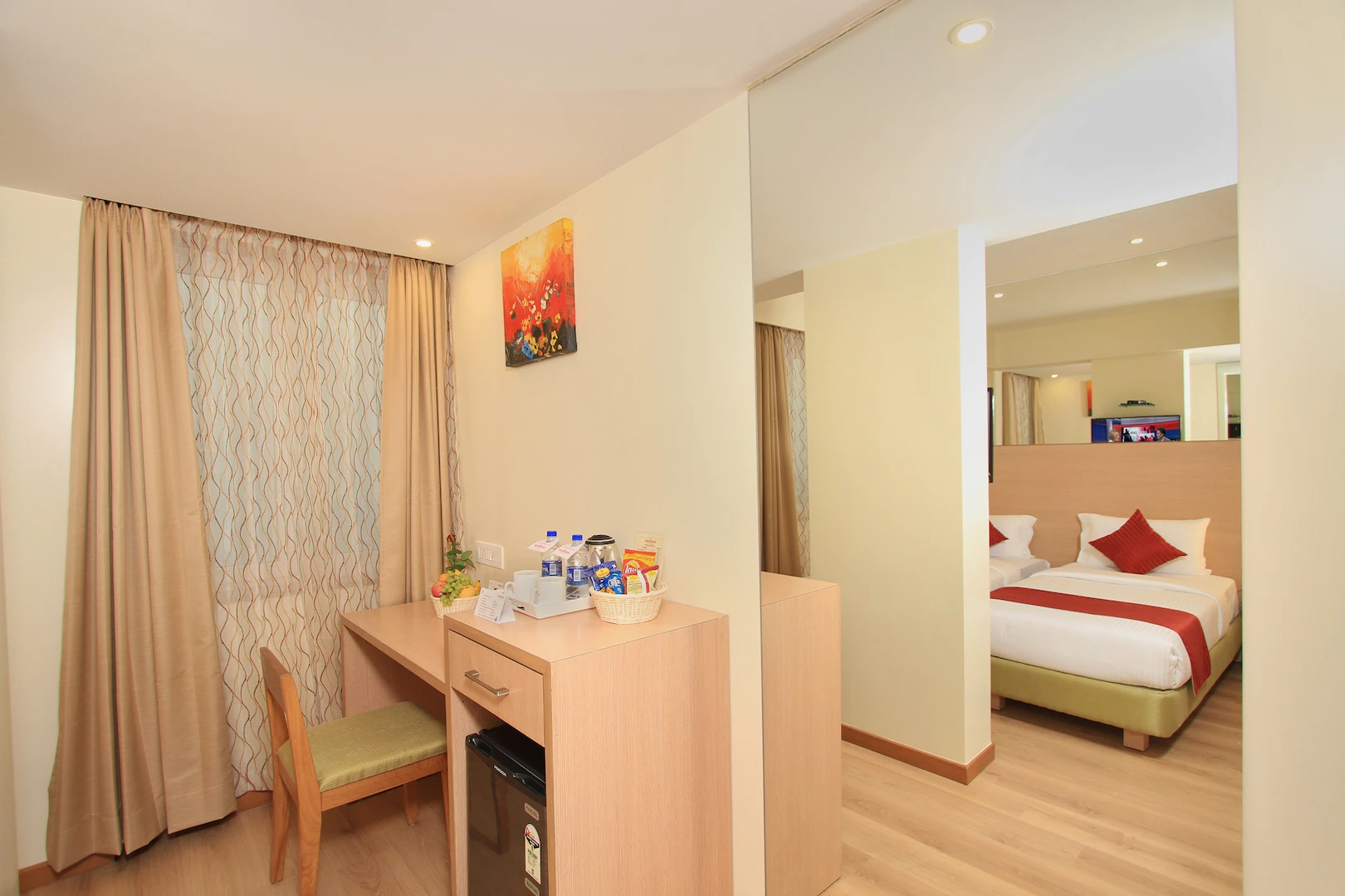hotel la sara regent
