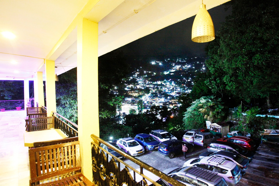 hotel aroma nainital