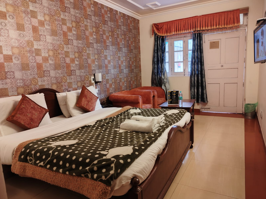 hotel aroma nainital