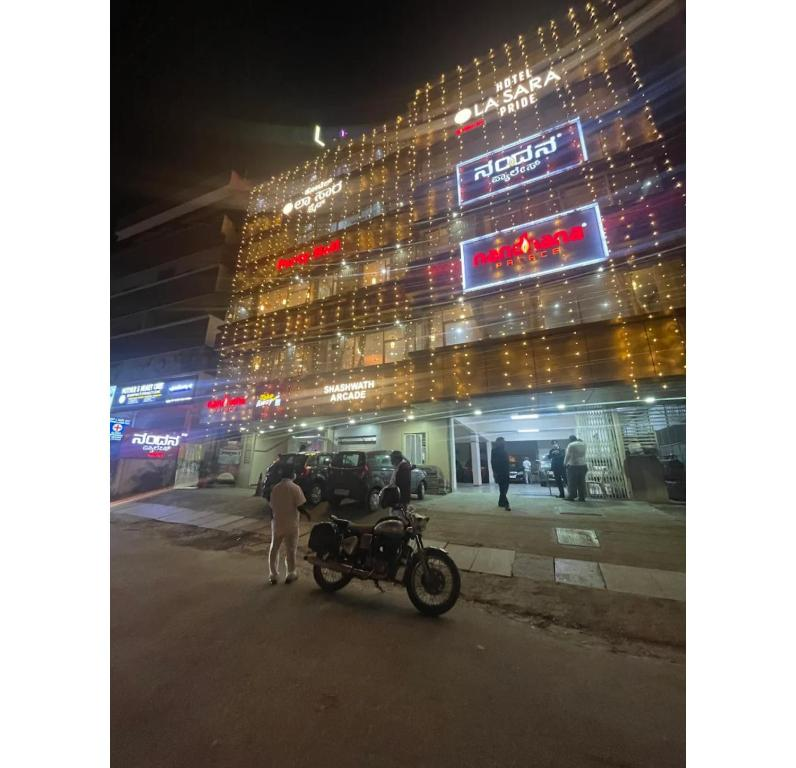 Hotel La Sara Pride,Hebbal,3 star