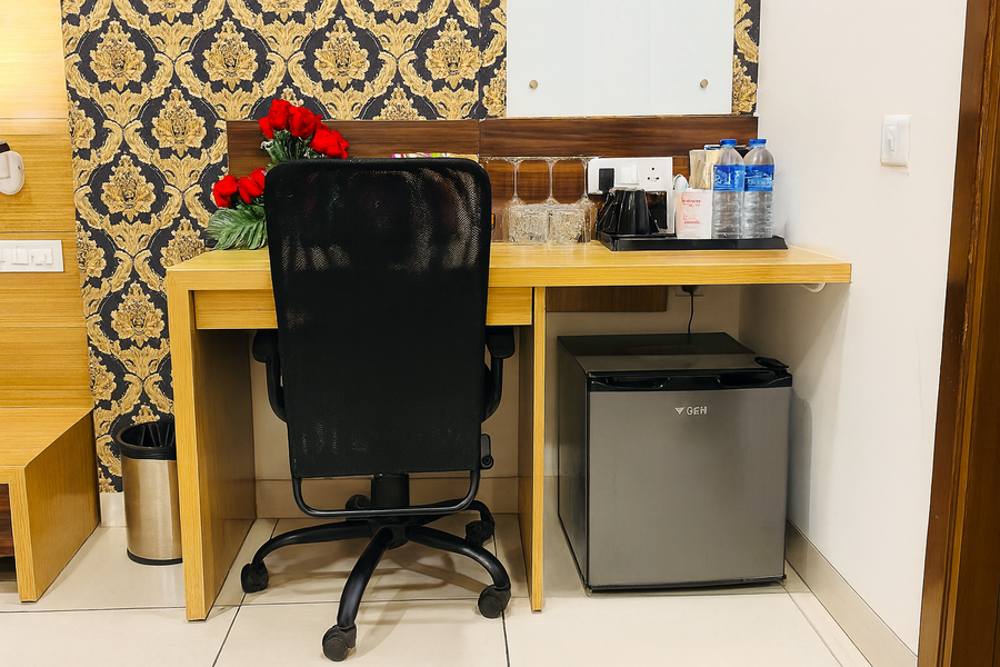 hotel grand regency by jmd group near igi airport