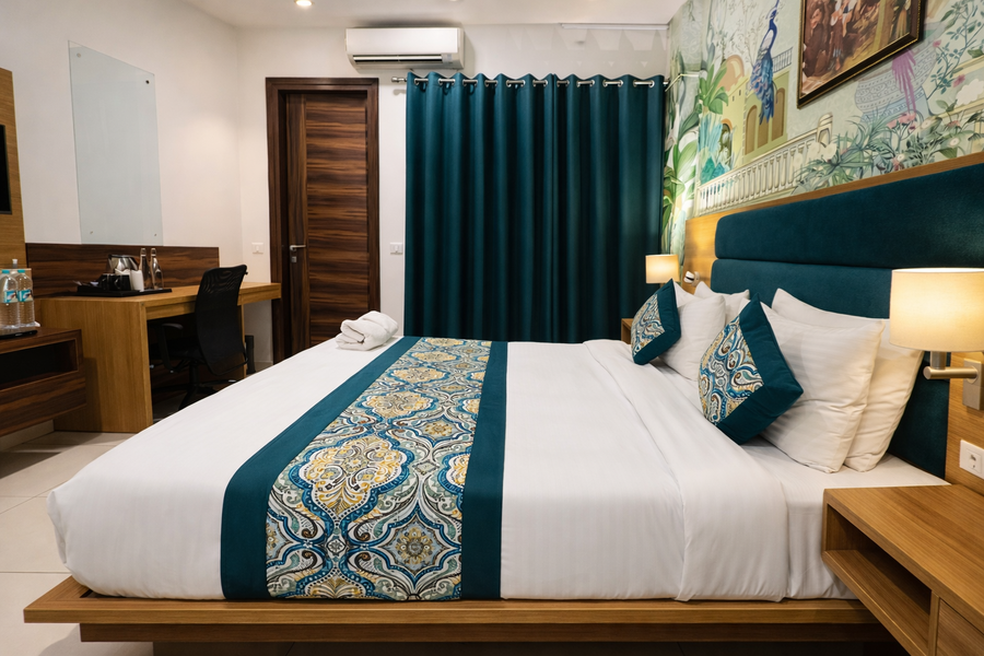 hotel grand regency by jmd group near igi airport