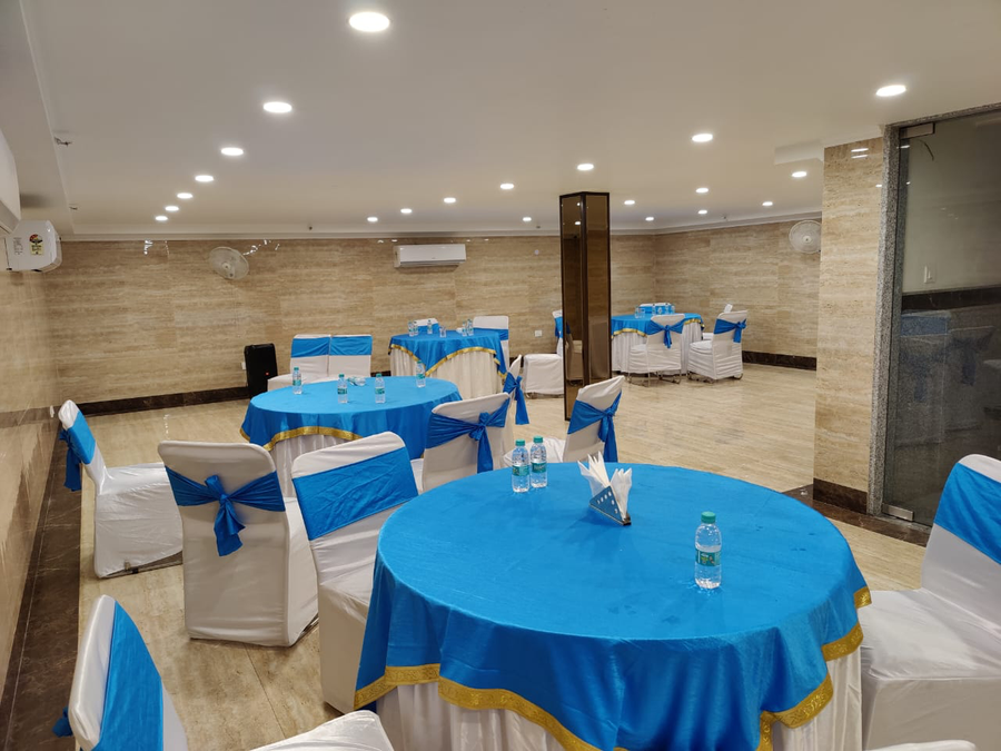 Hotel Z Suite,Mahipalpur,4 star
