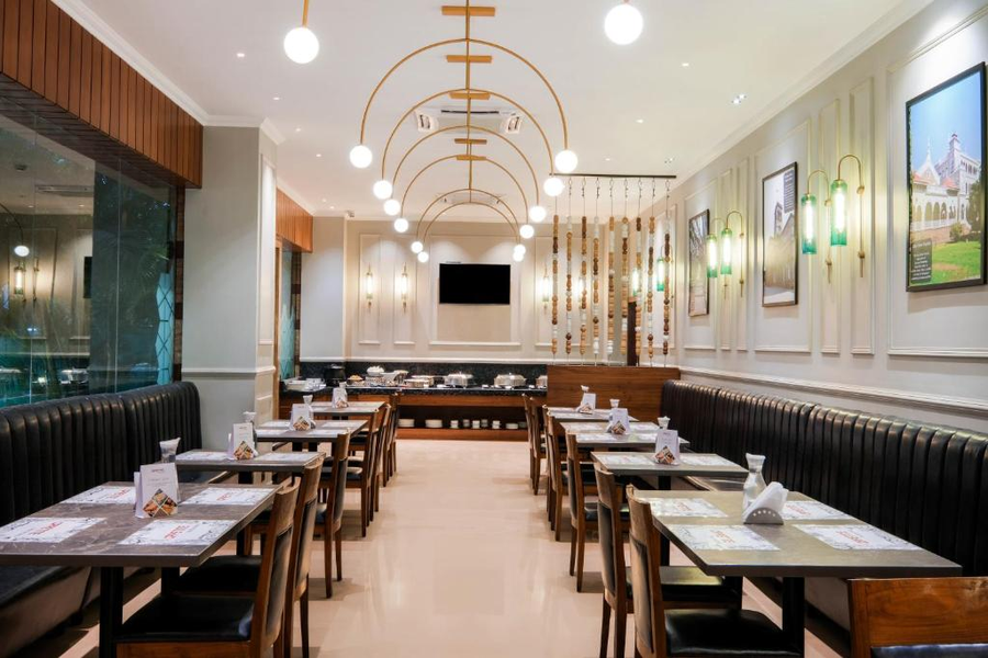 7 apple hotel viman nagar pune