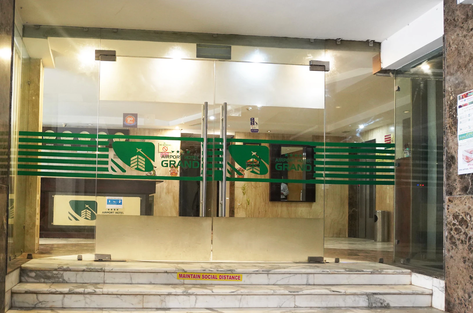 airport hotel grand