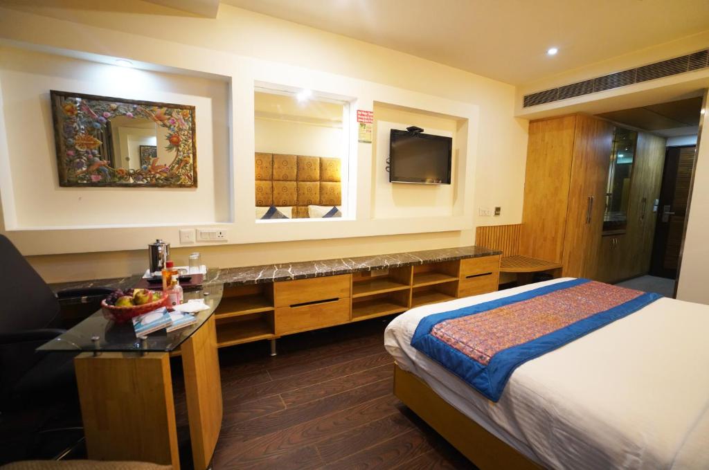 airport hotel grand