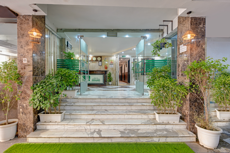 airport hotel grand