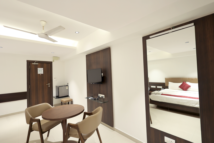hotel shagun rooms and banquet surat