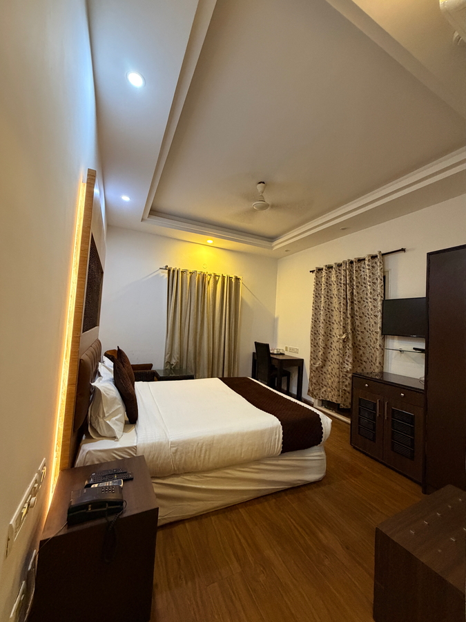 elmas boutique hotel