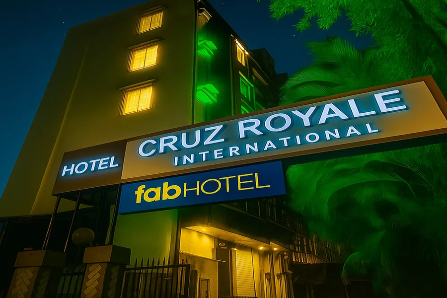 Fabhotel Cruz Royale - Nr. Bandra West,Anand Commercial Center, Sv Road, Santacruz West, Santacruz, Mumbai 400054,3 star