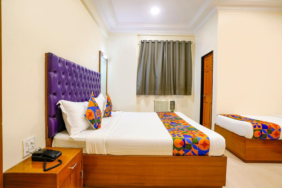 fabhotel cruz royale nr bandra west