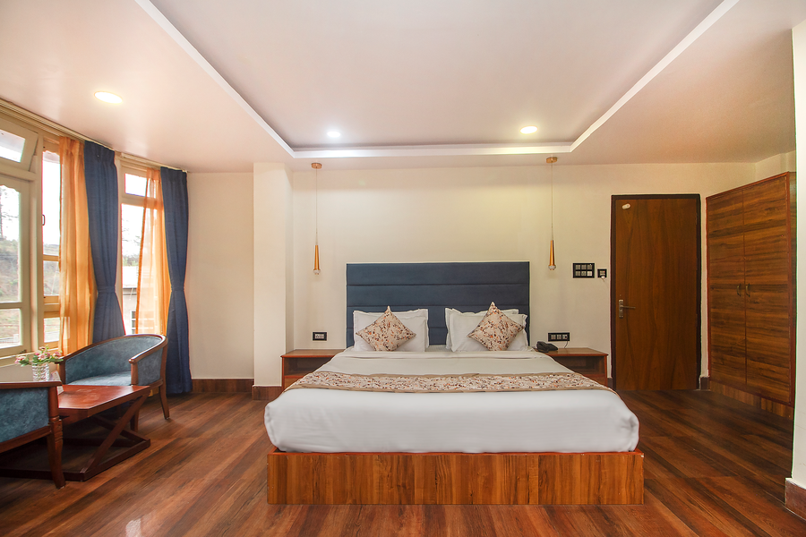golden kuensel resort and spa