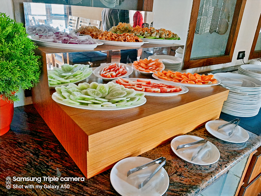 golden kuensel resort and spa