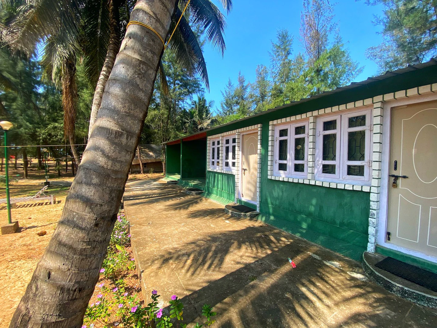 Majali Beach Resorts,Cola Beach>>Agonda,3 star