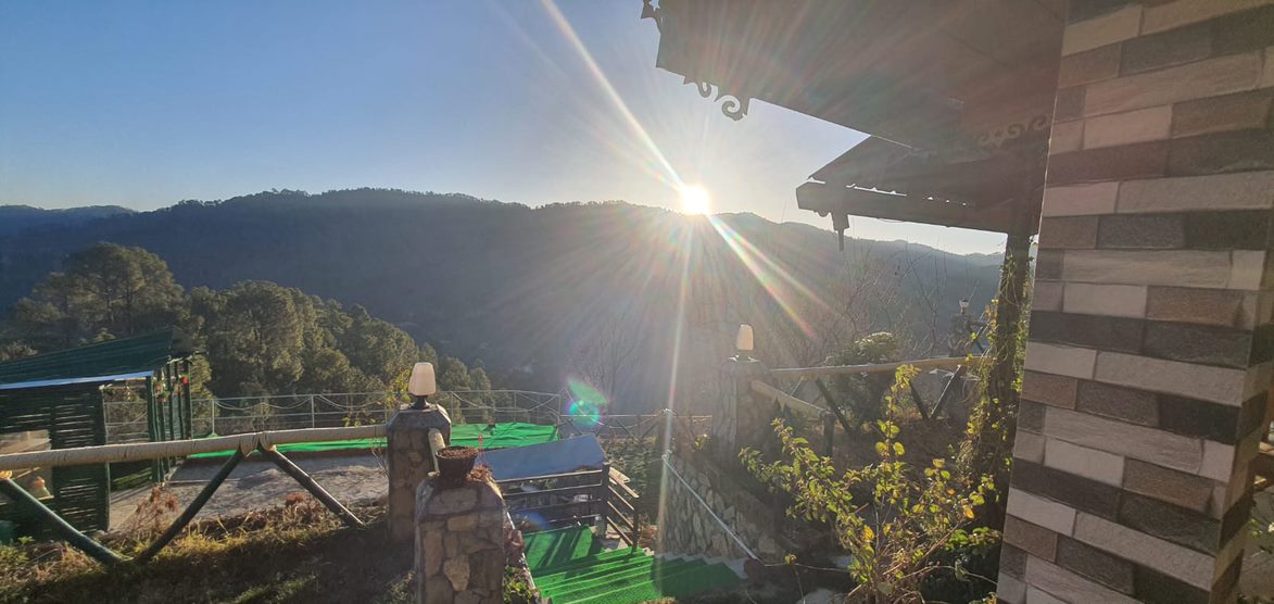 S K And Shiv Cottages,Mukteshwar Road,2 star