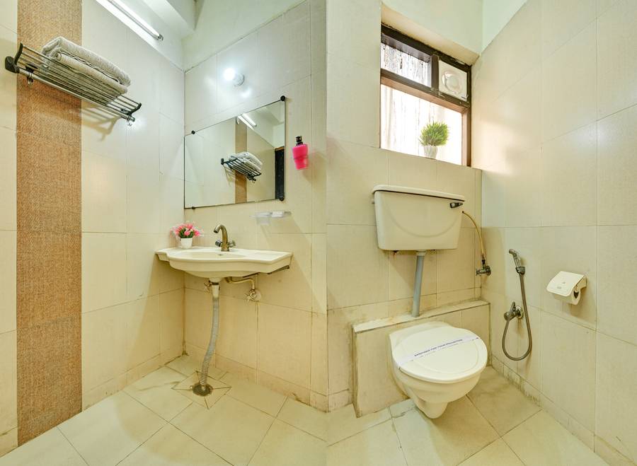 hotel marks inn and banquet