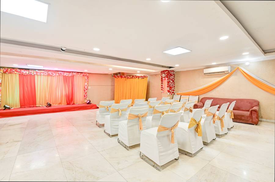 hotel marks inn and banquet