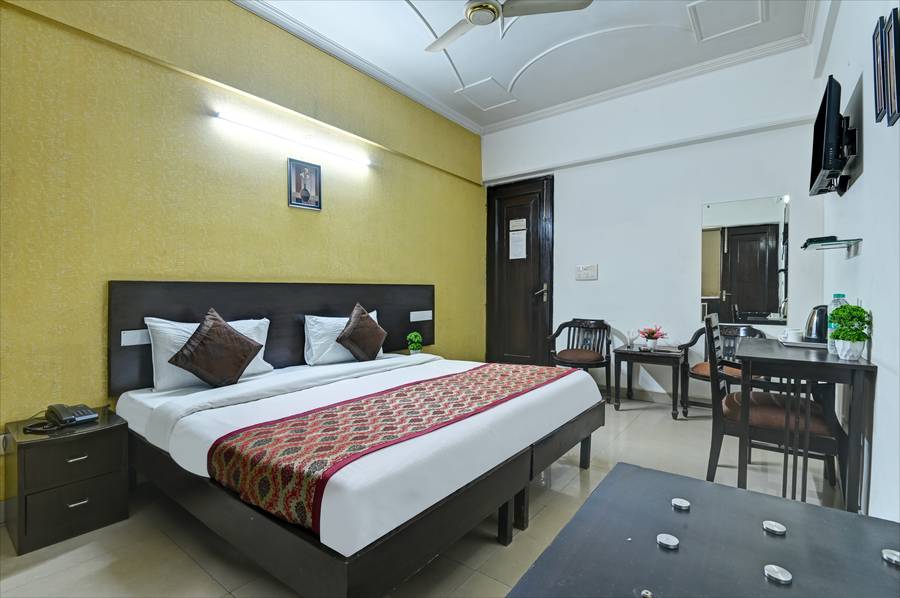 hotel marks inn and banquet