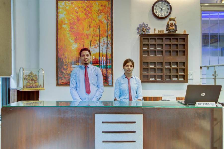 hotel marks inn and banquet