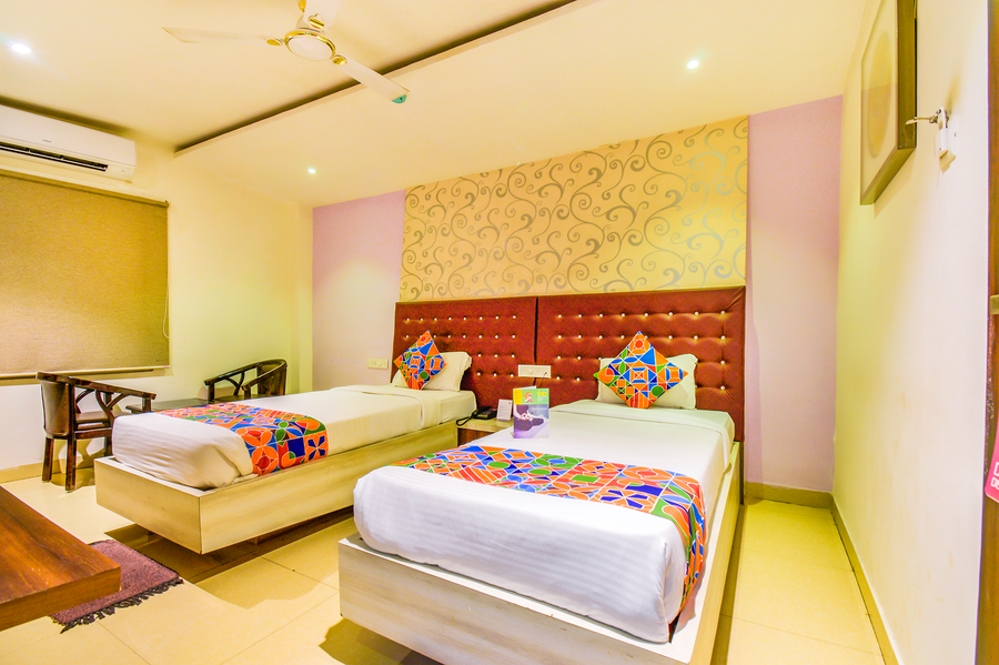 fabhotel pentagon next